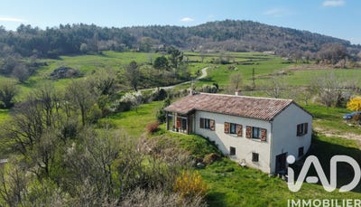/international/fr/saint-victor-upper-normandy-310106965898/