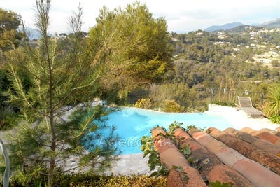 /international/fr/nice-provence-alpes-cote-d-azur-310108677660/