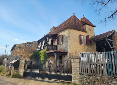 /international/fr/sarlat-la-caneda-aquitaine-310108276127/