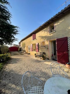 /international/fr/saint-saviol-charente-310105943705/