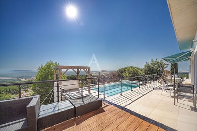 /international/fr/montjoire-midi-pyrenees-310119429237/