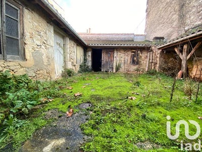/international/fr/lavardac-aquitaine-310097958634/