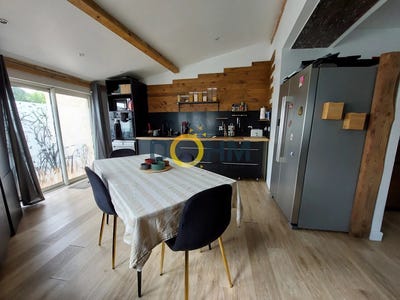 /international/fr/monistrol-sur-loire-auvergne-310101059935/?lang=en