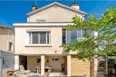 /international/fr/perigueux-aquitaine-310108674266/