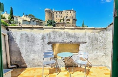 /international/fr/suze-la-rousse-rhone-310102848814/