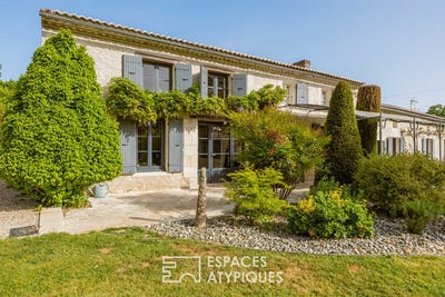 /international/fr/corme-royal-charente-310107650567/