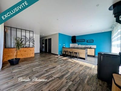 /international/fr/ydes-auvergne-310105372505/