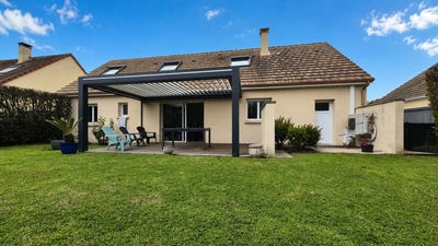 /international/fr/guecelard-pays-de-la-loire-310108155112/