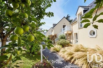 /international/fr/colleville-sur-mer-upper-normandy-310100884293/