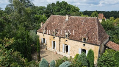 /international/fr/journiac-aquitaine-310119387715/