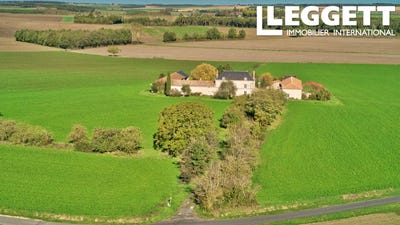 /international/fr/princay-charente-310103160541/
