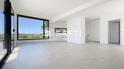 /international/fr/arradon-brittany-310099971651/