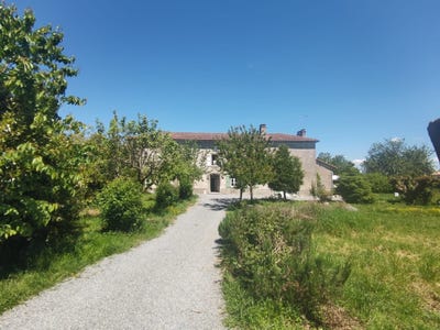 /international/fr/montemboeuf-charente-310107922754/