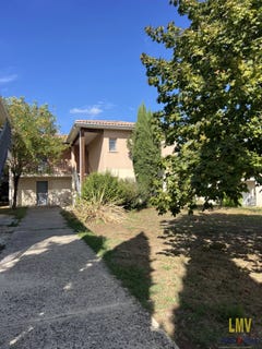 /international/fr/saint-quentin-de-baron-aquitaine-310110042094/