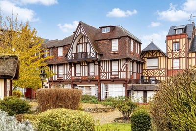 /international/fr/villerville-la-basse-normandie-310109175089/