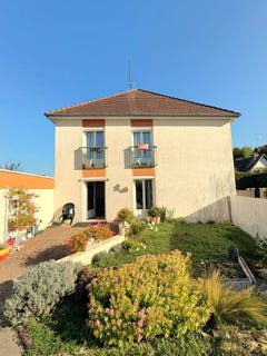 /international/fr/lamorlaye-picardie-310102913534/
