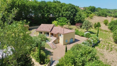 /international/fr/nizas-languedoc-roussillon-310102162789/