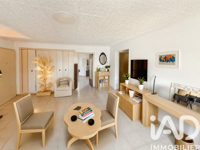 /international/fr/penta-di-casinca-corsica-310106857332/