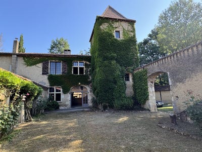 /international/fr/auch-midi-pyrenees-310108265293/