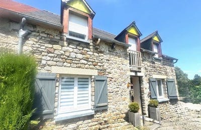 /international/fr/dol-de-bretagne-brittany-310100661407/