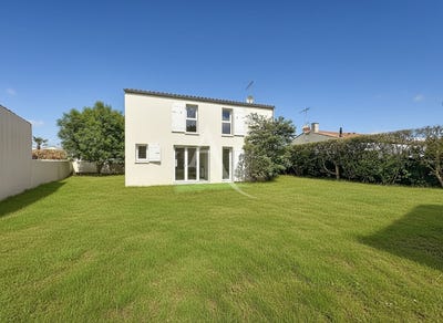 /international/fr/saint-vivien-charente-310108209571/