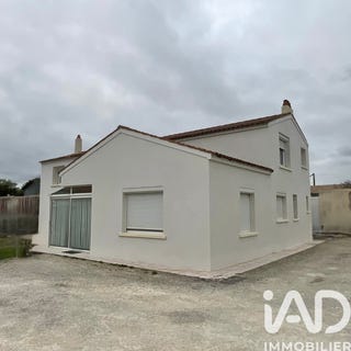 /international/fr/verines-charente-310107372000/