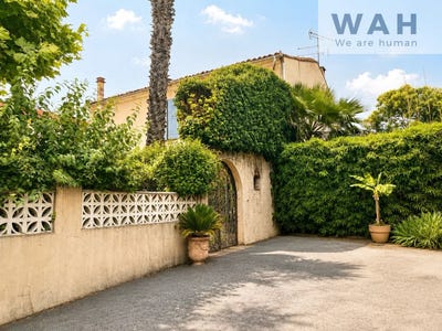 /international/fr/lunel-languedoc-roussillon-310108595079/