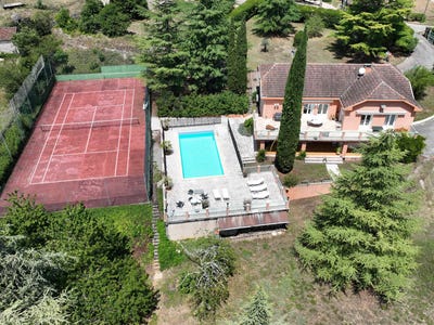 /international/fr/le-montat-midi-pyrenees-120093576916/