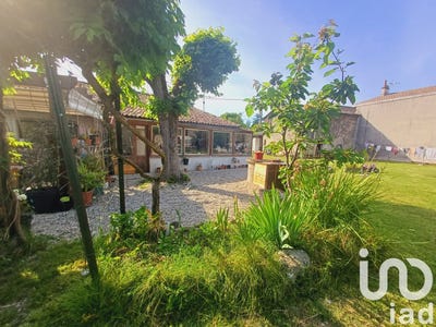 /international/fr/saint-yzans-de-medoc-aquitaine-310099680860/?lang=en