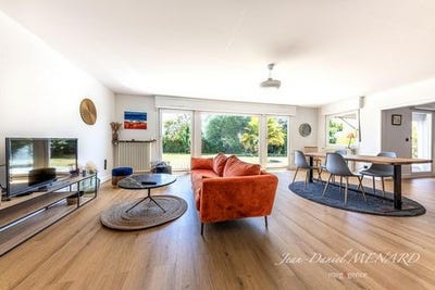 /international/fr/dinard-brittany-310108811508/