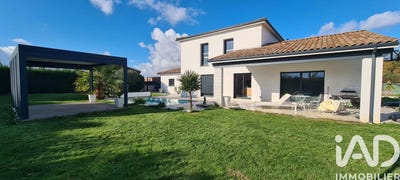 /international/fr/saint-nicolas-de-la-grave-midi-pyrenees-310103798342/