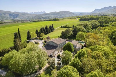 /international/fr/la-begude-de-mazenc-rhone-310100609599/?lang=en
