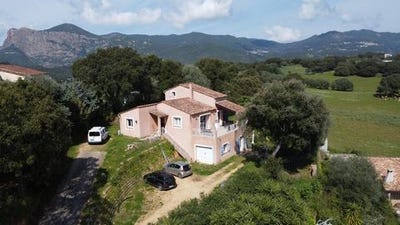 /international/fr/ajaccio-corsica-310106191944/