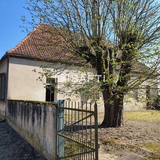 /international/fr/pagny-la-ville-burgundy-310106579339/