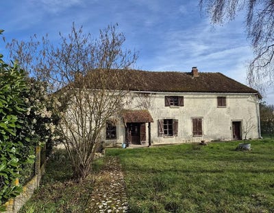 /international/fr/beaune-la-rolande-centre-val-de-loire-310105775517/