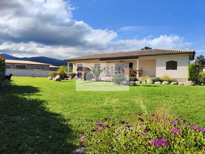 /international/fr/solaro-corsica-310108598411/