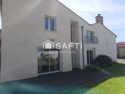 /international/fr/saint-pierre-le-vieux-pays-de-la-loire-120097795070/?lang=zh-tw
