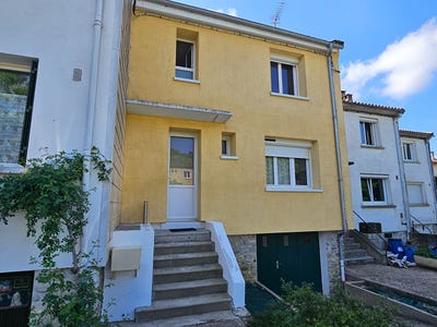 /international/fr/chalabre-languedoc-roussillon-310107703584/