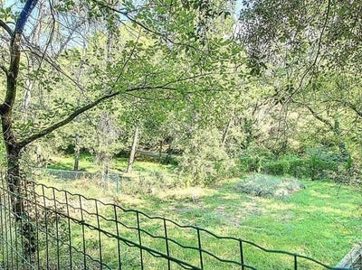 /international/fr/lorgues-provence-alpes-cote-d-azur-310097954706/