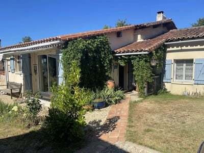 /international/fr/le-grand-madieu-charente-310106485539/