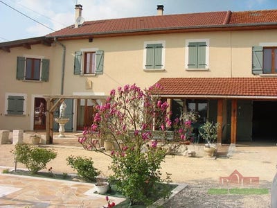 /international/fr/revel-tourdan-rhone-310106295182/
