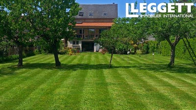 /international/fr/terrasson-lavilledieu-aquitaine-310100430072/