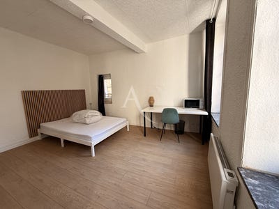 /international/fr/carcassonne-languedoc-roussillon-310107578518/