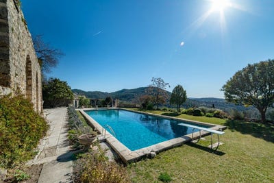 /international/fr/bargemon-provence-alpes-cote-d-azur-310108763955/