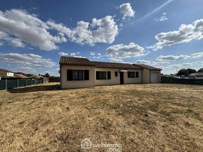 /international/fr/1-rue-des-magnolias-ingrandes-charente-310100861082/