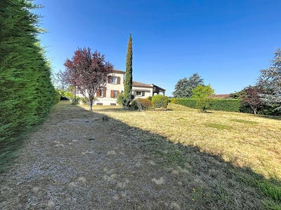 /international/fr/prayssac-midi-pyrenees-310119421793/