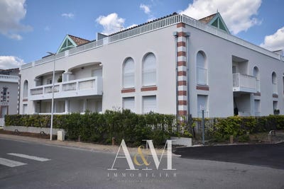 /international/fr/lanton-aquitaine-310099620771/