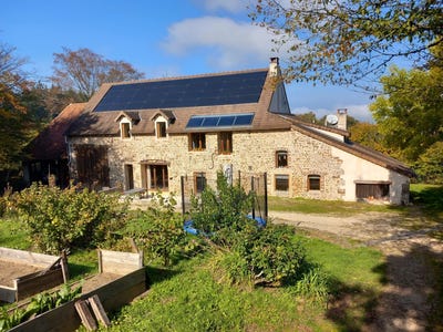 /international/fr/mont-saint-vincent-burgundy-310103619181/
