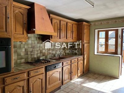 /international/fr/neuilly-le-vendin-pays-de-la-loire-310109226320/