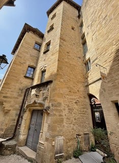 /international/fr/sarlat-la-caneda-aquitaine-310103196436/